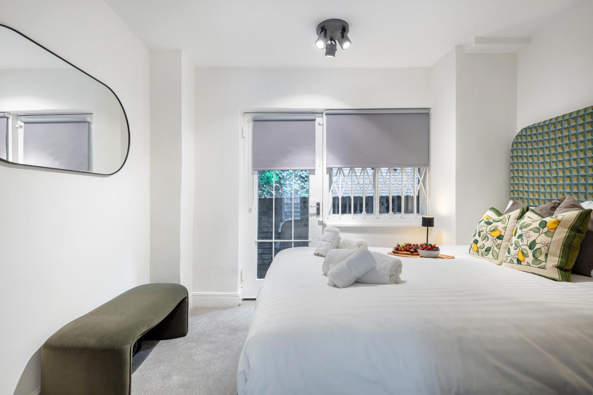 Rare 4Beds Townhouse In Kensington With Patio Βίλα Λονδίνο Εξωτερικό φωτογραφία